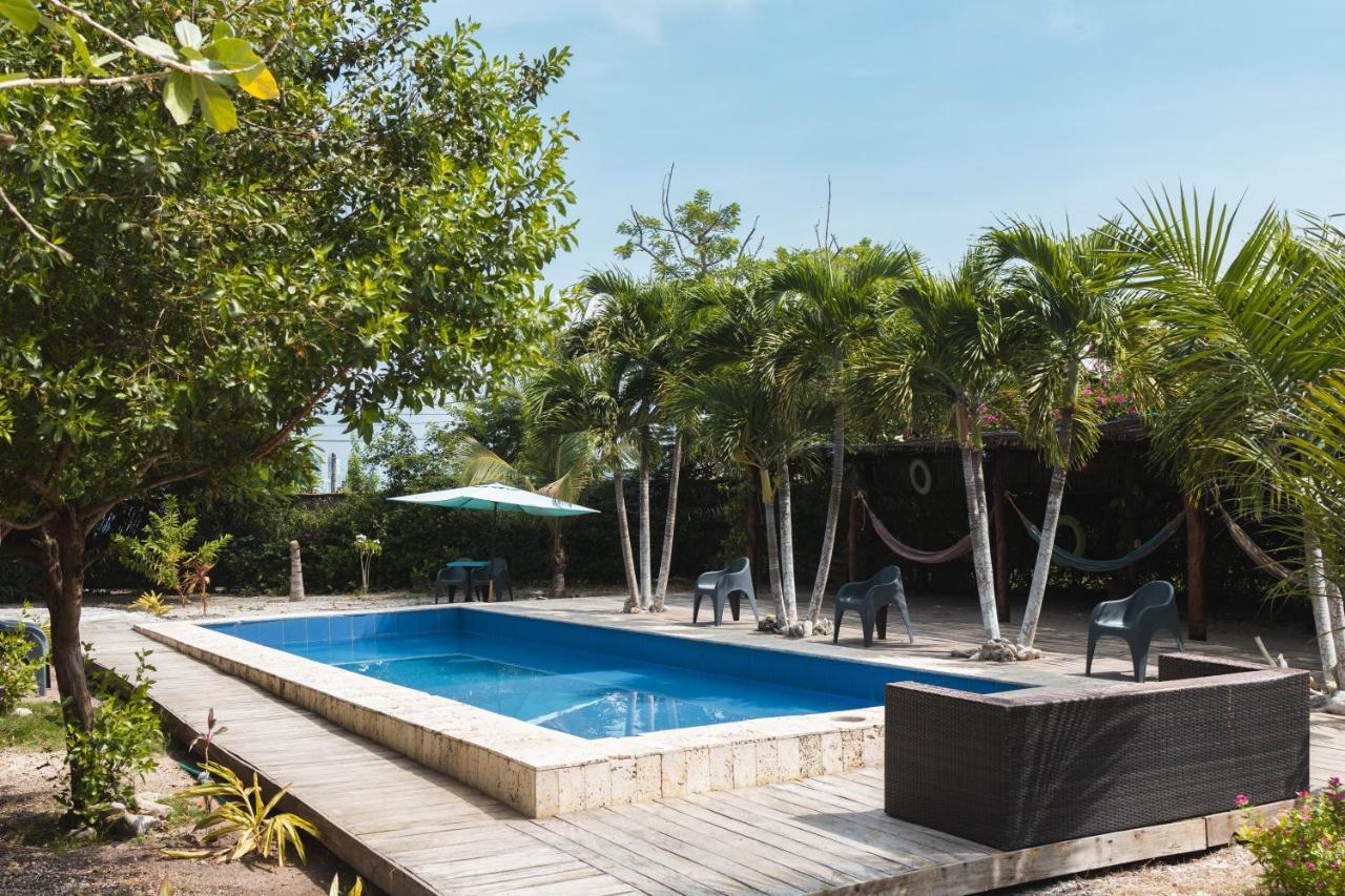 Amalife Beach Club & Hotel Тьерра-Бомба Экстерьер фото